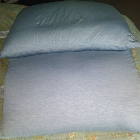 Columbia | Bedding | Columbia Cooling Pillows Set Of 2 Light Blue ...