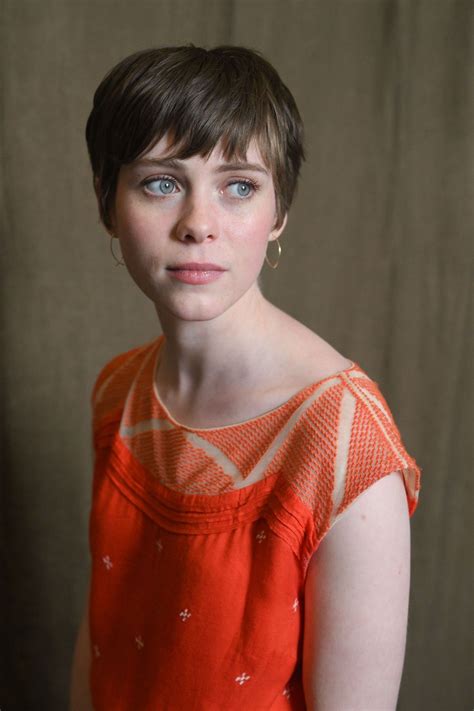 Pin By Luis Meza Obrien On Sophia Lillis Queen Sophia Cute