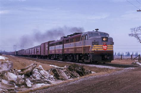 Railpictures Ca John Freyseng Photo An Eastbound Freight For For The