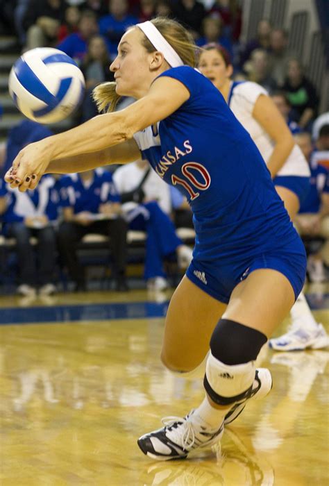 KU volleyball vs. Kansas State | KUsports.com