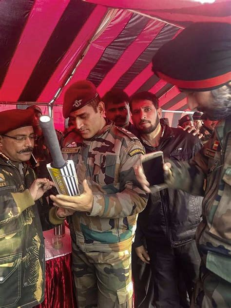 Here Are The First Pictures Of MS Dhoni As He Starts His Training With The India Army In Srinagar