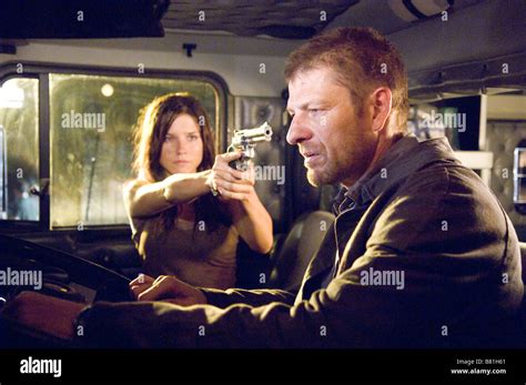 The Hitcher Year: 2007 USA Sophia Bush, Sean Bean Director: Dave Meyers Stock Photo - Alamy