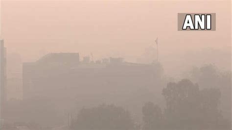 Delhis Air Quality Dips To Severe Category As The City Engulfed In Thick Smog Today News