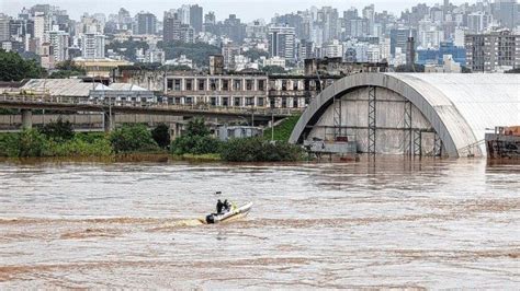 Prosigue La Tragedia En Brasil Ya Son 126 Los Muertos Por Las