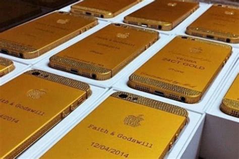 Em Casamento Ostentação Convidados Ganham Iphone De Ouro Exame