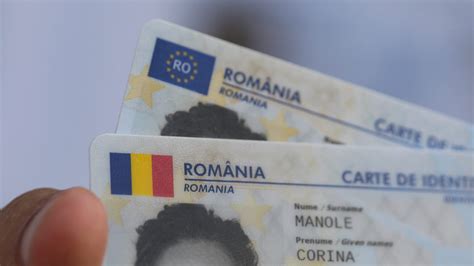 Se schimbă buletinele în România Vor lua amprentele tuturor românilor