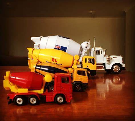 Concrete cement mixer truck, fleet | Concrete truck, Cement mixer truck ...