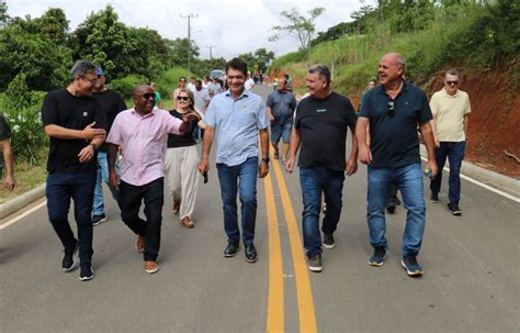 Governo de Criciúma inaugura pavimentação asfáltica da rua Zeferino