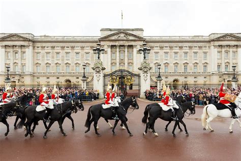 The Best Palaces and Royal Sites in London