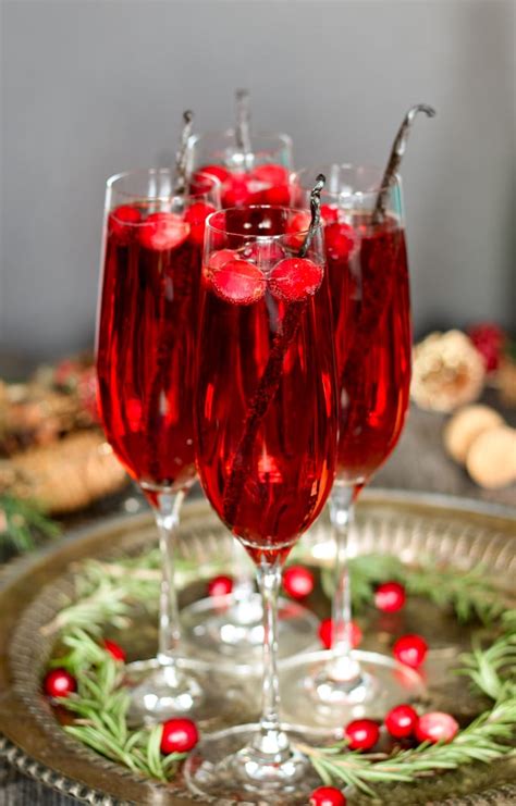 Vanilla Cranberry Mimosa The Perfect Easy Holiday Cocktail