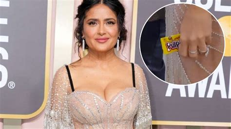 Salma Hayek Se Viraliza Por Pasear En Los Globos De Oro Con Un