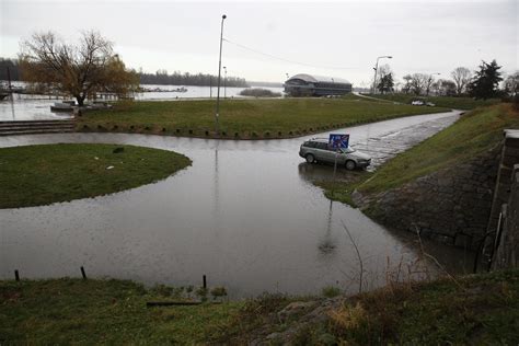 Da Li Beogradu Prete Poplave Nivo Dunava Porastao Na Kriti Ne Ta Ke