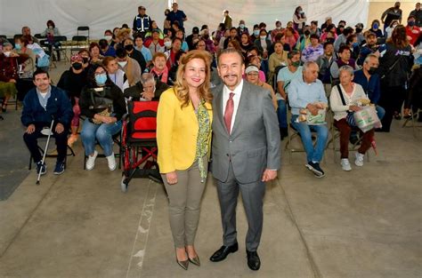 EN ATIZAPÁN DE ZARAGOZA ENTREGAN SILLAS DE RUEDAS Y APARATOS