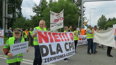 L Ski Protest Przeciwko Cpk W Sobot W Katowicach Radio