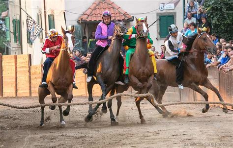 Palio Delle Contrade 2019 Castel Del Piano Events In Maremma