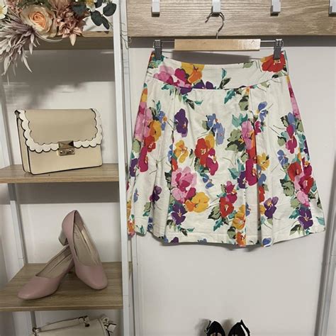 Review Floral Skirt Size Au 10 Please Feel Free To Depop