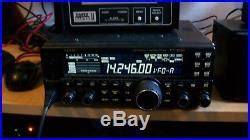 Yaesu FT 450D HF 50 Ham Radio Transceiver With Auto Tuner VERY NICE