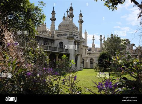 brighton pavillion rf  res stock photography  images alamy