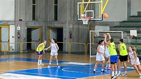 Serie A Femminile Buon Scrimmage Per L Alma Patti Contro Catanzaro