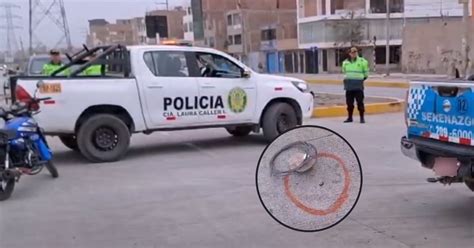 Indignante Delincuentes disparan a policías para evitar ser