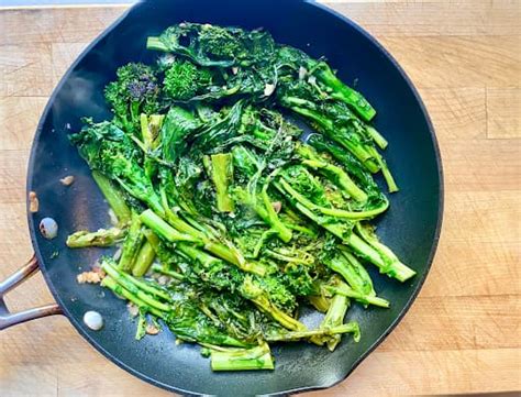 Sauteed Rapini Broccoli Rabe In Garlic And Oil Mortadella Head