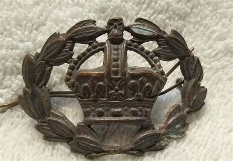 Unknown British badge - CAN YOU IDENTIFY THIS? - World Militaria Forum