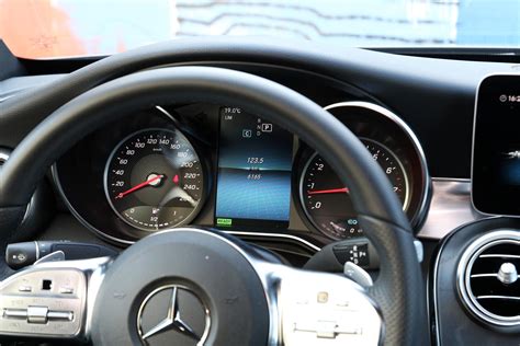 Mercedes Benz C Eq Boost Coupe Test Drive Caroto Gr