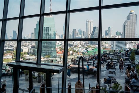 employees  thailand seek  monetary benefits  jobs hrm asia