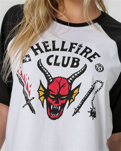 Camiseta Feminina Hellfire Club Branca Stranger Things Fanlab Oficial