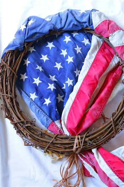 How To Make A Perfectly Patriotic American Flag Wreath Artofit