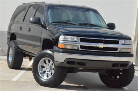 Sell Used 2006 Chevy Suburban 2500 60l 4x4 Lifted Leather 599 Ship In