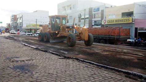 Irec Prefeitura Recupera Trecho Da Avenida De Janeiro Danificado