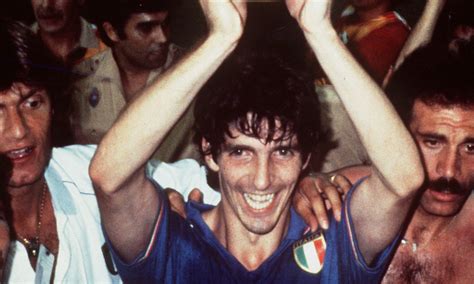 Addio A Paolo Rossi Eroe Del Mundial 82 Fatti Nostri