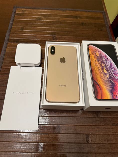 Unlocked Iphone Xs 256 Gb Gold Cell Phones City Of Toronto Kijiji