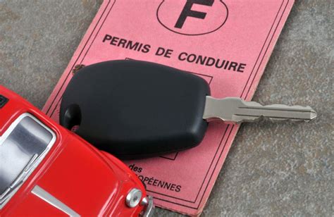 Une Version Dématérialisée Du Permis De Conduire Bientôt Disponible Sur