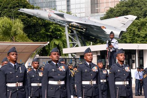 air marshal welcomed  story daily mirror