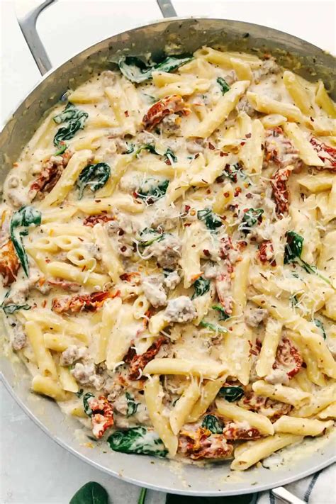 Romige Toscaanse Pasta Met Gehakt Maison Marcel