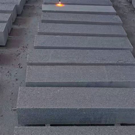 Kerbstone Professional Granite Stone Manufacturer Qingdao Sinosky