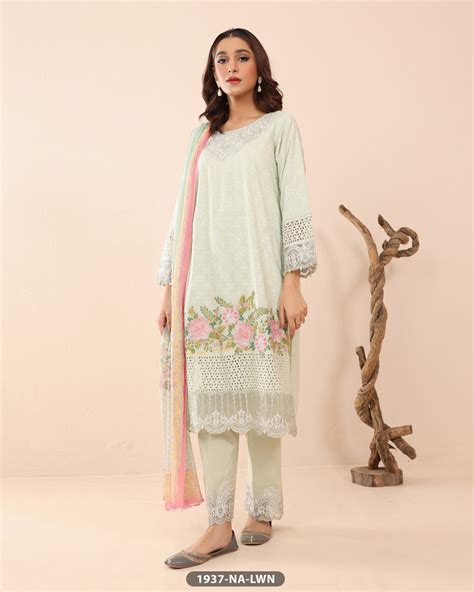 Shaposh Winter Sale 2025 Upto 50% Off