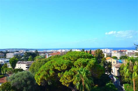 Luxuriöses 2 Schlafzimmer Penthouse zu verkaufen Montfleury Cannes