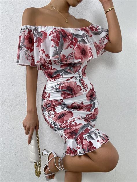 SHEIN Privé Vestido ajustado con estampado floral de hombros