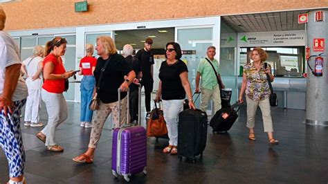 El Aeroport De Reus Supera Los Pasajeros En Junio