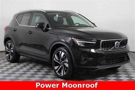 New 2023 Volvo XC40 B5 Plus Bright Theme 4D Sport Utility In Champaign