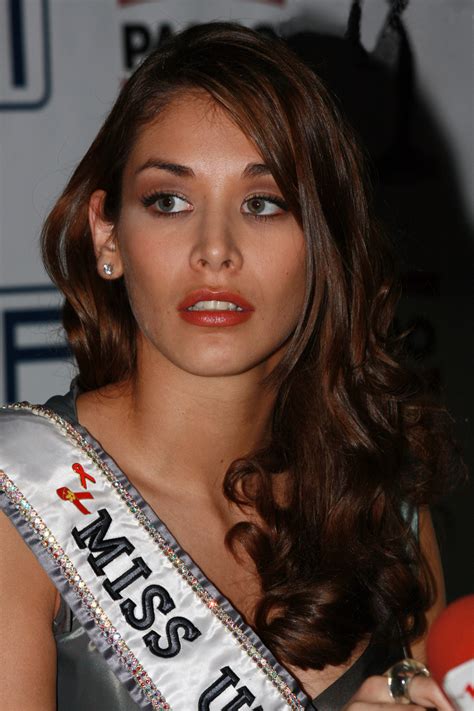 File Miss Universe Dayana Mendoza En Nicaragua 06 