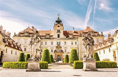 Kudy Z Nudy Unesco Památky Na Jižní Moravě Na Zámek V Lednici A Vila