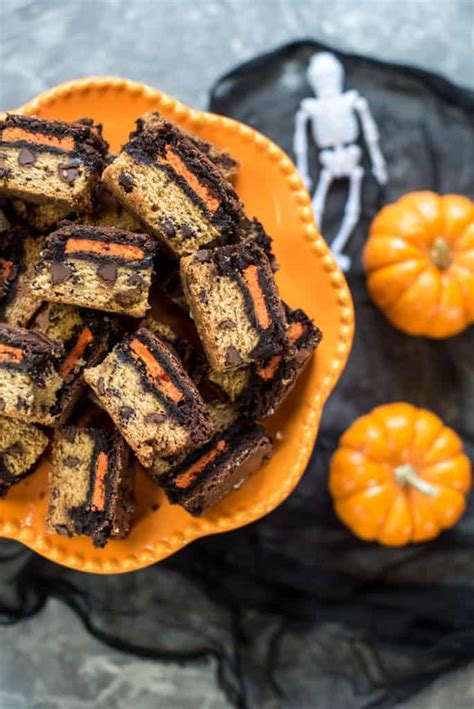 Halloween Oreo Brookie Bars Valeries Kitchen