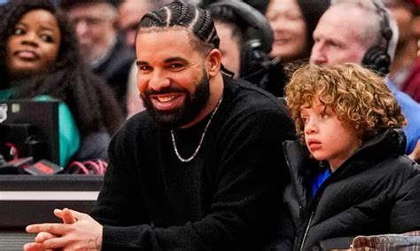 Drake & Adonis Sit Courtside At NBA Game, Father & Son Watch Heat Versus Knicks