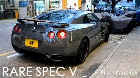 Nissan R35 GTR Spec V - YouTube