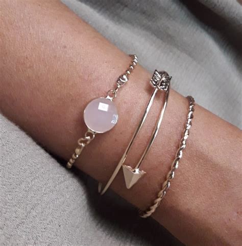 Bracelet jonc tendance été 2021 Les meilleurs joncs femme Des