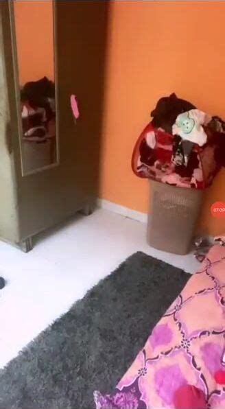 Ayushi Jaiswal With Face Ullu Actress Full Nude Pussy Fingering And